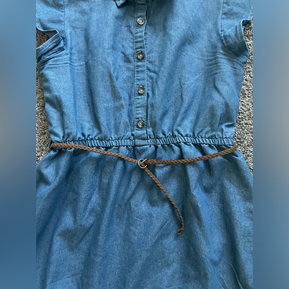 🦋Girls🦋 Sweet Butterfly Jean color dress size L 10/12 - Picture 2 of 5